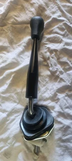 Isuzu new gear lever