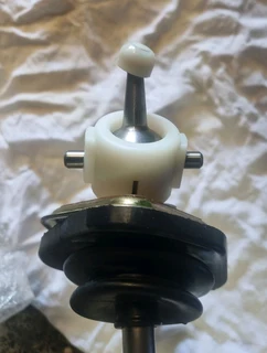 Isuzu new gear lever