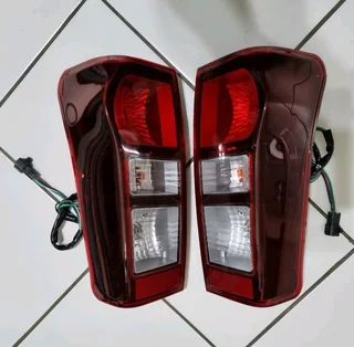 Isuzu D-Max 2022-2025 tailgate