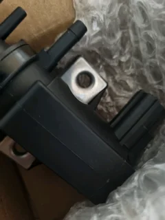 Isuzu KB 320 V6 ECU/Computer box and other Isuzu spares