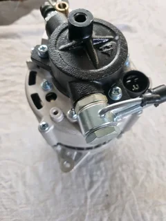 Isuzu diesel Alternator
