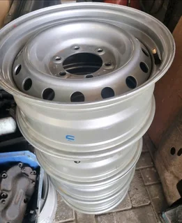 Isuzu bakkie rims - 6 hole - 16 inch