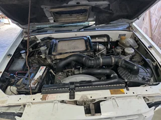 Isuzu KB 300tdi 4JH1 Engine Complete