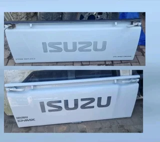 Isuzu tailgates, taillights and other spares