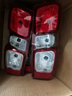 Isuzu towbar /tailgates/canopy/taillights