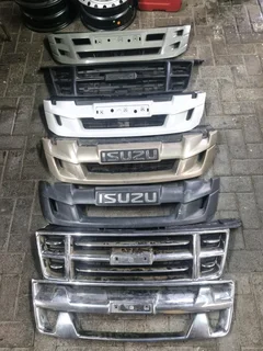 Isuzu Gen 6/7 tailgates, taillights, steel rims, sensors, centre caps.