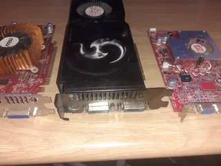 Read Ad Before 4 X PC Graphics Cards Sold All Together as a JobLot