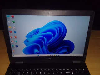 Slim Dell...Core i5 6th Gen, 256GB SSD, 8GB DDR4, Webcam, HDMI, BT, WiFi