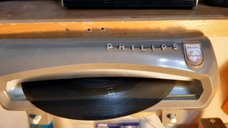 Philips Mignon Car Record Player