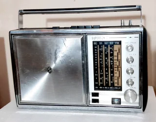 Vintage Supersonic Radio