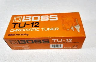 Boss TU-12 Chromatic Tuner R550