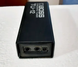 Boss TU-12 Chromatic Tuner R550