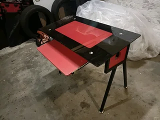 Garage Sale!!! 2. Old Speakers with Sub hoofer nice sound Only R2003. Computer/Gaming Table with gla