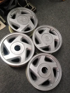 Ford Oe Usa 15  X  7 Mag Wheels 114.3 Pcd