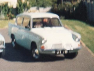 Ford Anglia 105e- New Oe Indicator/hooter Switch