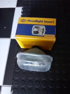 AUSTIN APACHE - NEW HELLA REPLACEMENT SEMI SEAL BEAMS