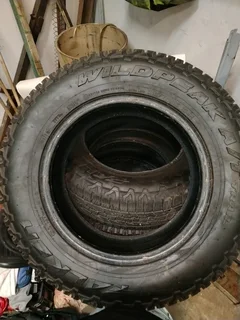 Falken Wild Peak 215 70 R16