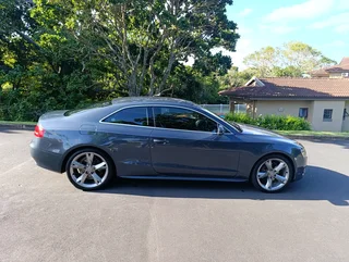 2011 Audi A5 2.0T Quattro S-Line Coupe AUTO