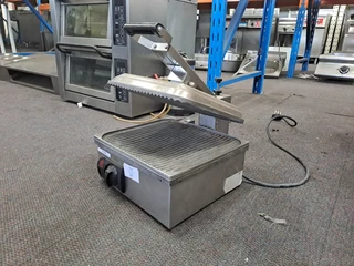 Toaster Anvil 9 Slice Panini