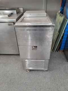 Chest Freezer with SS Sliding Top