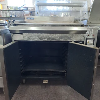 Industrial Oven with Flat Top