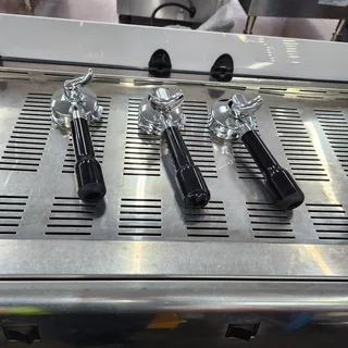 Coffee Machine – 3 Group – Carimali