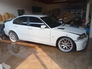 BMW E46 with383 stroker V8 eng for sale   or swop