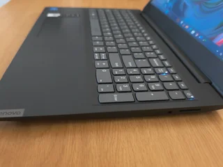 Lenovo Ideapad S145-N4000 2.60GHz-256GB SSD-500GB HDD-8GB DDR4 2400MHz-Wifi AC