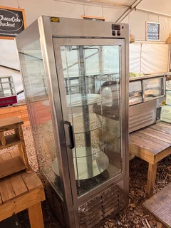 Stand up cake display fridge R7000