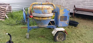 Large concrete mixer
