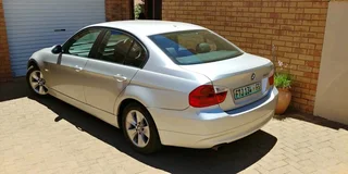 BMW 320i auto R69 900!!