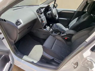 2014 Citroen C4  1.6 vti seduction