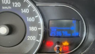 Hyundai i10 1.1 Motion Manual