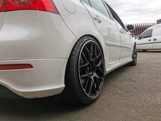 19&#34;AMG wheels, 8j front and 9j rears