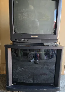 TV ( 51cm )+ TV CABINET