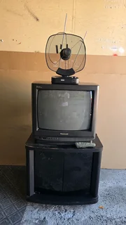 TV ( 51cm )+ TV CABINET