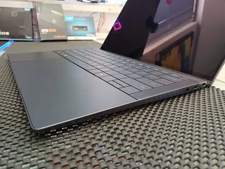 rand new Dell latitude 9450 2 in 1-Ultra7-12cores/14threads-32gb DDR5-1TB Nvme-14” 2.5k QHD Touch-