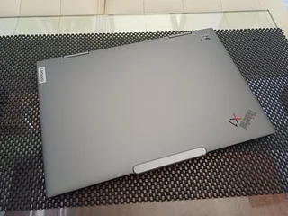 Brand new Lenovo Thinkpad x1 G10 – 2 in 1 – Ultra 7 – 32gb Ram – 1Tb Nvme SSD – FHDplus Touchscreen