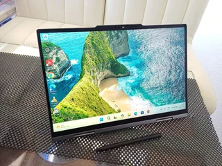 Brand new Lenovo Thinkpad x1 G10 – 2 in 1 – Ultra 7 – 32gb Ram – 1Tb Nvme SSD – FHDplus Touchscreen