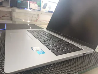 Brand new Huawei Matebook D16–Core i5 – 8gb Ram – 16inch – FHDplus &#61; 8 core – warranty 2027