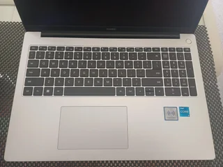 Brand new Huawei Matebook D16–Core i5 – 8gb Ram – 16inch – FHDplus &#61; 8 core – warranty 2027