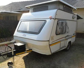 Small Caravan in good condition wanted for two people, setup must be easy