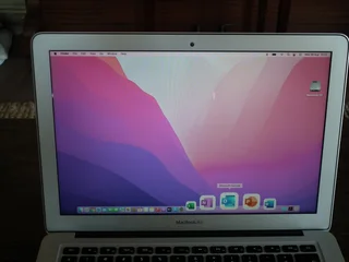 2017 Apple MacBook Air Core i5 at 1.8GHz, 8GB SDRAM, 128GB Flash Storage