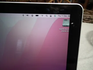 2015 Apple MacBook Pro core i5 at 2.7GHz, 8GB LPDDR3 SDRAM, 128GB 4 Lane PCIe-based flash storage