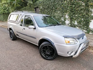 Ford Bantam 1.6 XLT With Canopy