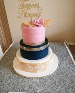 Novelty Cakes and Cupcakes Custom Made