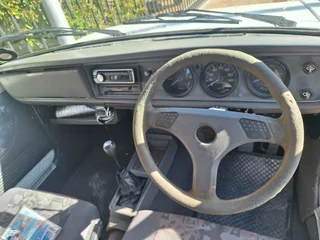 2000 Nissan Champ 1400 5spd