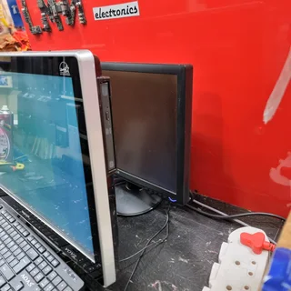 24inch core i5 8th gen all in one pcs 8gig ram ect