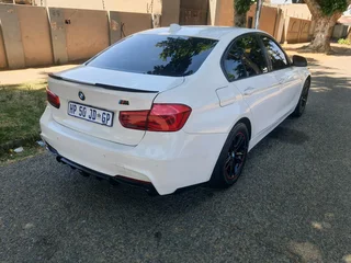 Hi i am selling my Bmw B38 engine 318i 2018 model