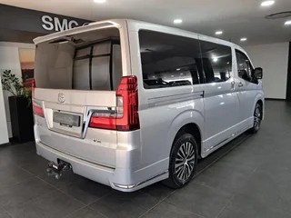 2019 Toyota Quantum 2.8D LWB A/T VX Premium 9 Seater